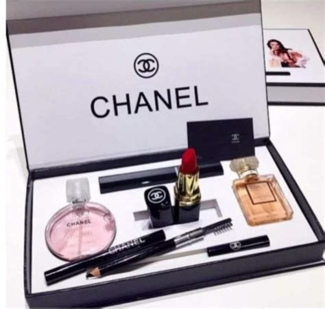 chanel after christmas sale|chanel gifts.